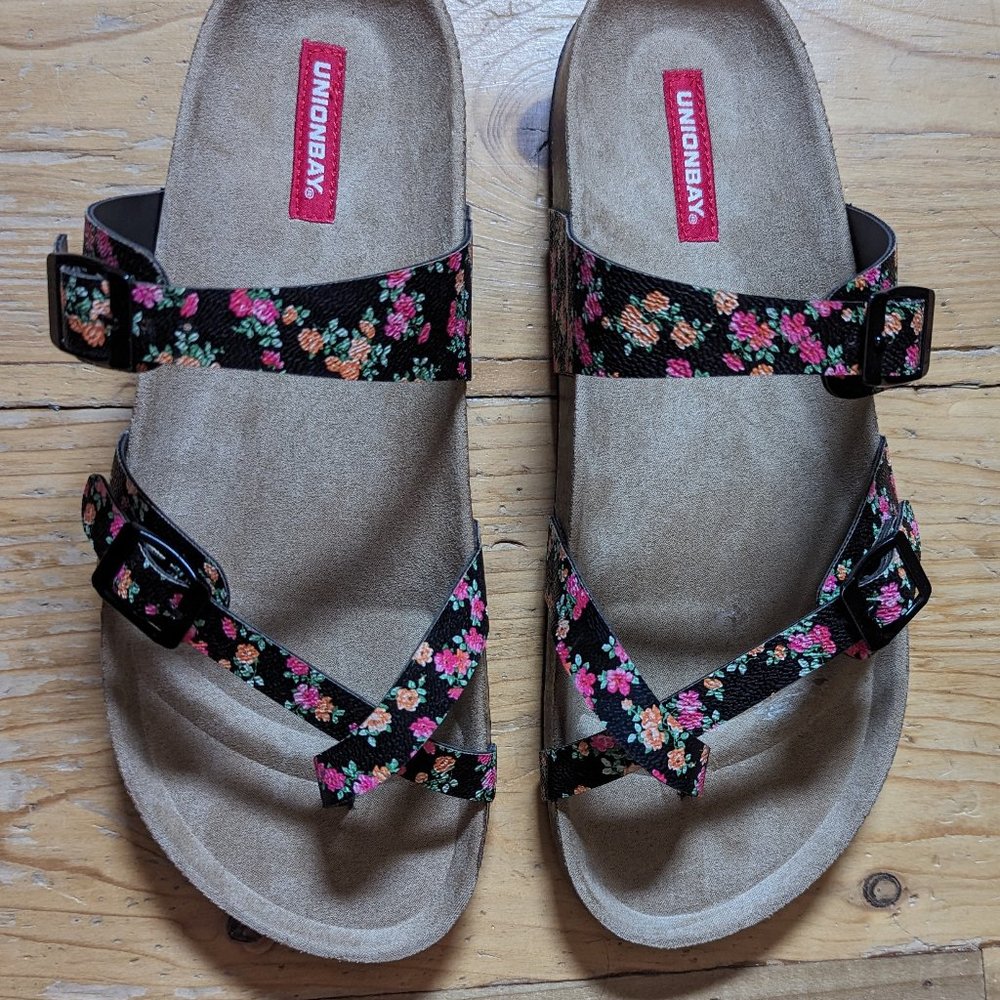 UnionBay Birkenstock Inspired Floral Sandals - size 10 - New in Box